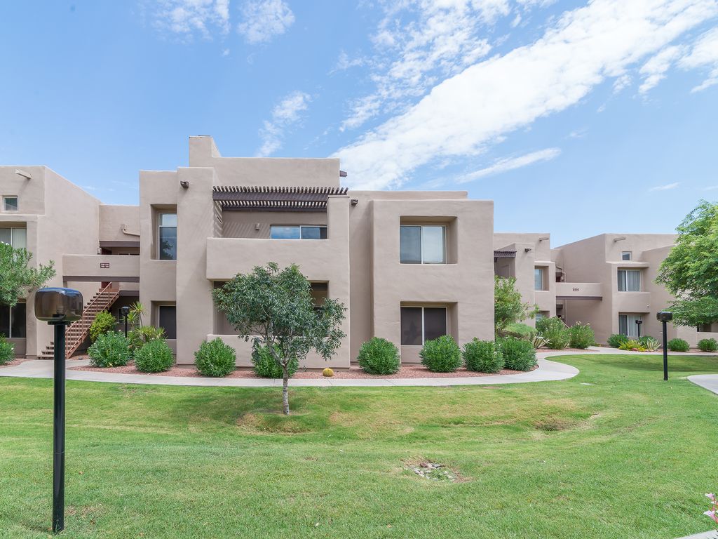 Central Scottsdale Condo Rentals