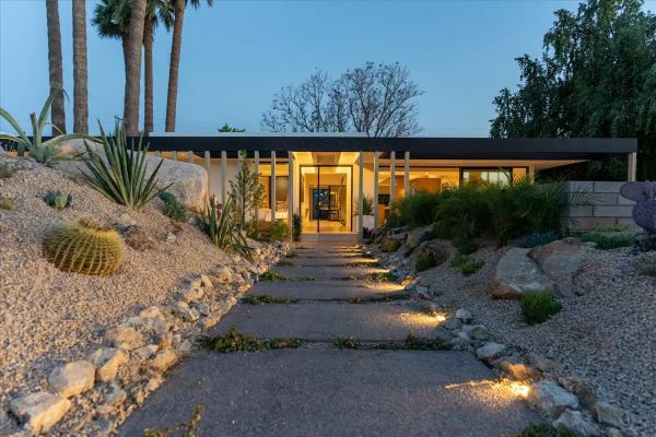 Phoenix Modern Vacation Rentals